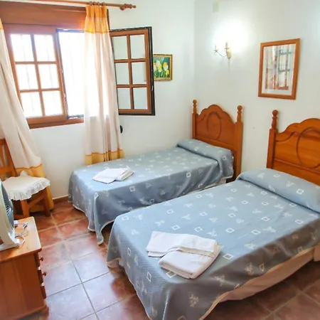Sala I - Family-friendly Holiday House In * Кальпе
