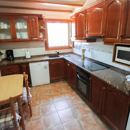 Вілла Sala I - Family-friendly Holiday House In *